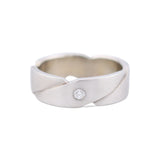 10K White Gold Twist flush Set Diamond Band